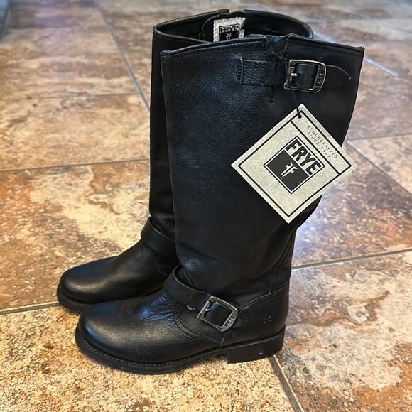NWT Frye 77605 Veronica Slouch Harness Riding Motorcycle Leather Boots Size 6 - Picture 4 of 9